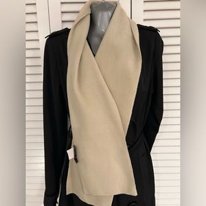 Vintage Polartec cream colored scarf